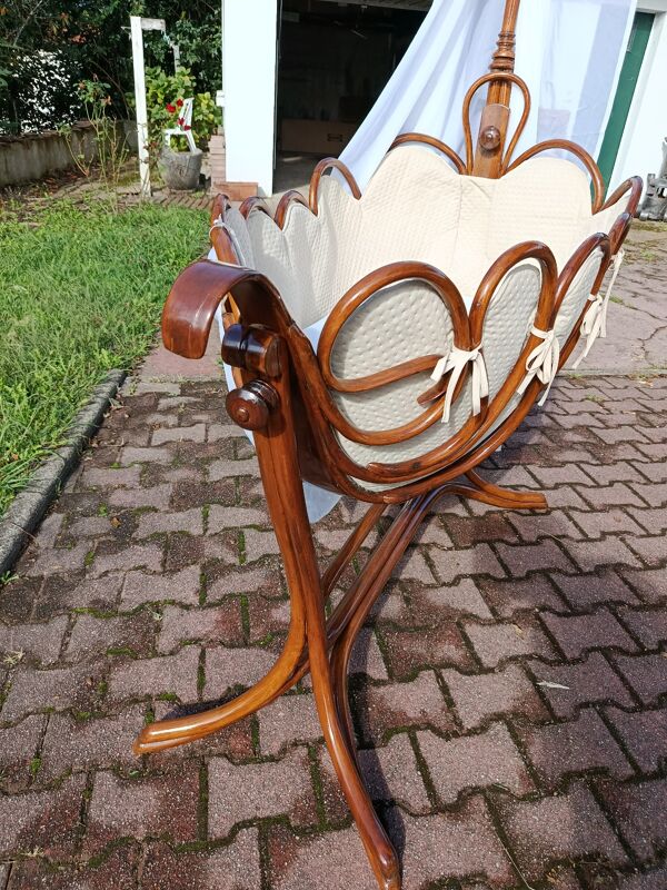 Berceau ancien de J&j Khon