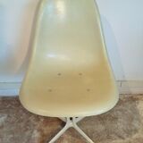 Set of 4 chairs the Fonda - Eames - Herman Miller