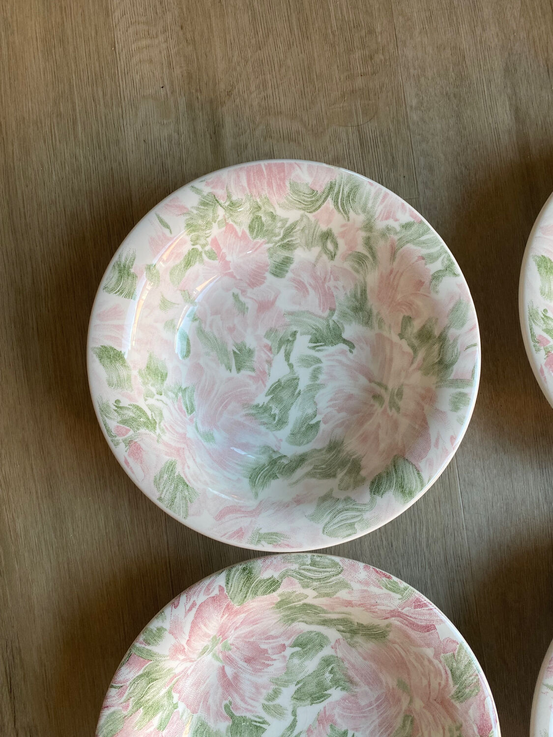 Assiettes creuses à fleurs vintage 80