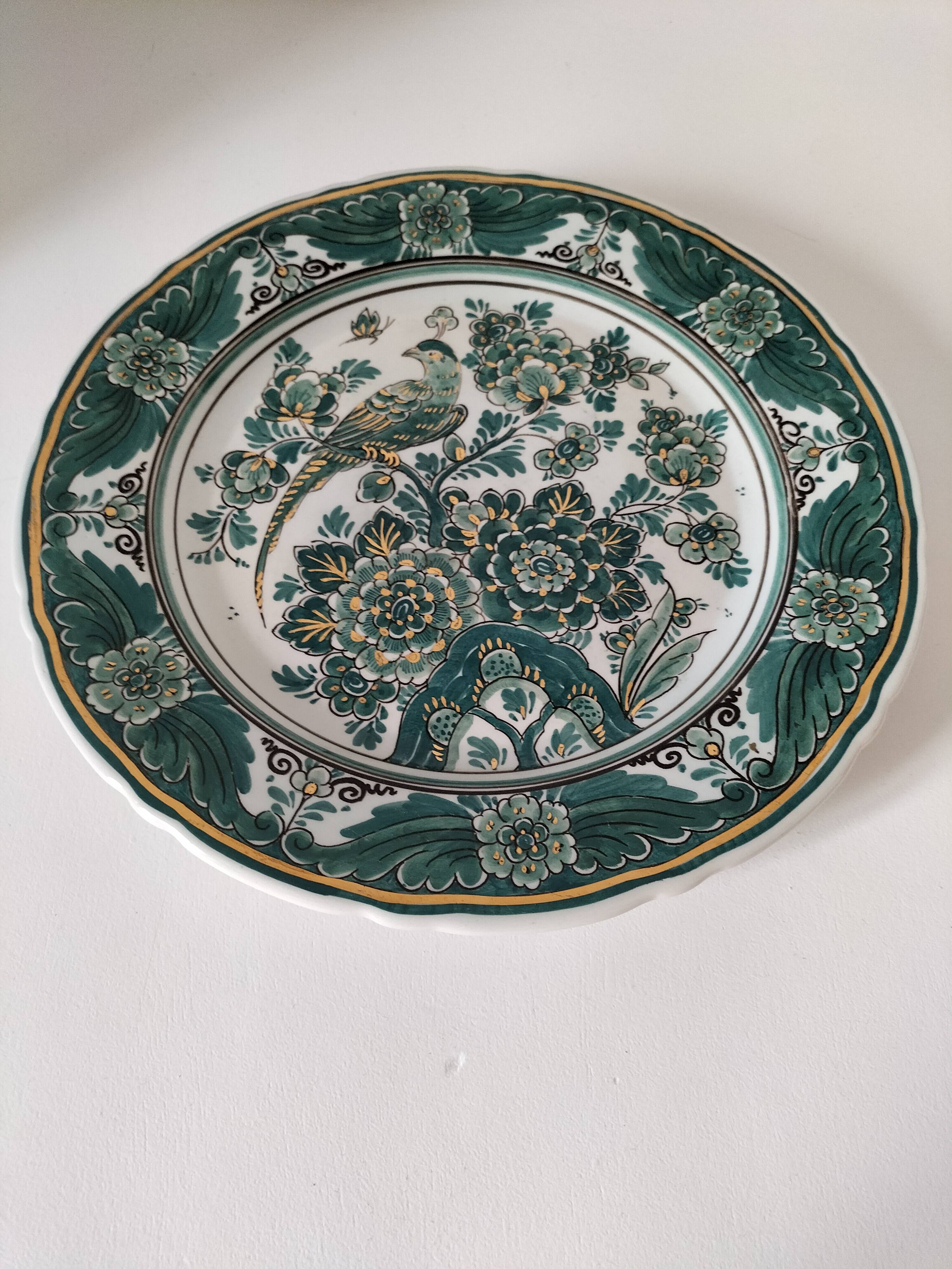 Large rare Delft Groen hand-painted plate Velsen pottery Netherlands
