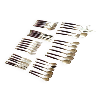 Service de couverts anciens bois & laiton – 41 pièces