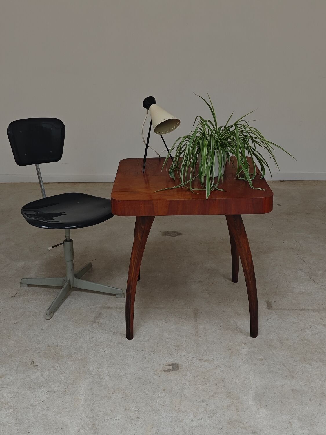 Coffee table H259 Spider by Jindrich Halabala for Cesky Nabytek 50