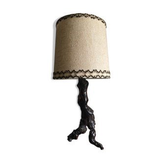 Vintage lamp with vine
