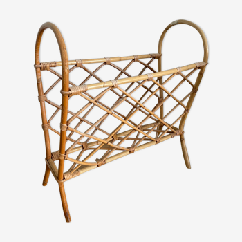 Rattan magazine holder