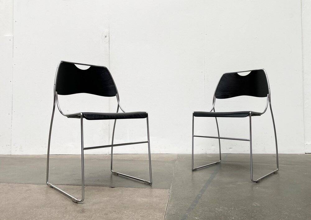 Set of minimalist postmodern stackable chairs, 1980s.