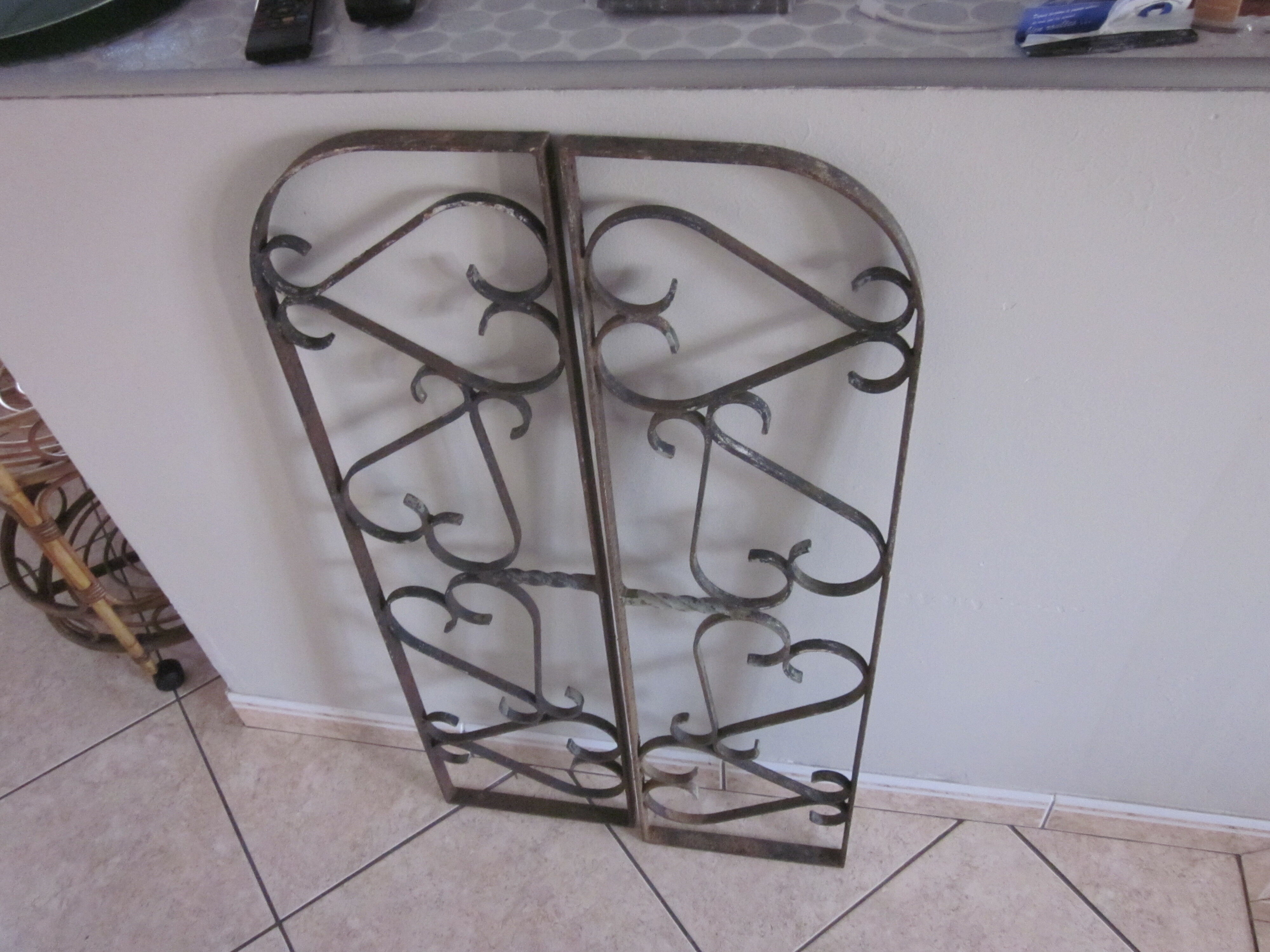 Pair of old grid in forgè iron
