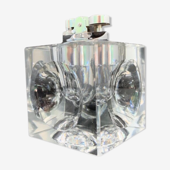 Cubic crystal table lighter