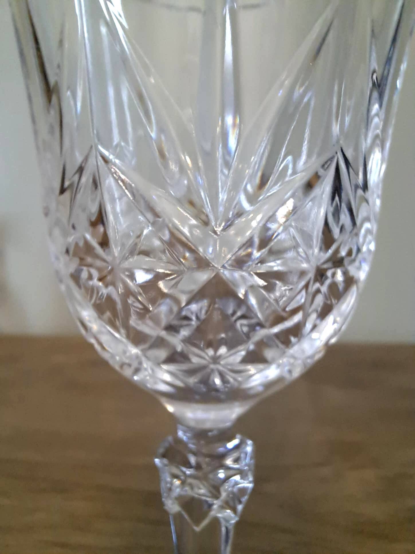 6 crystal wine glasses