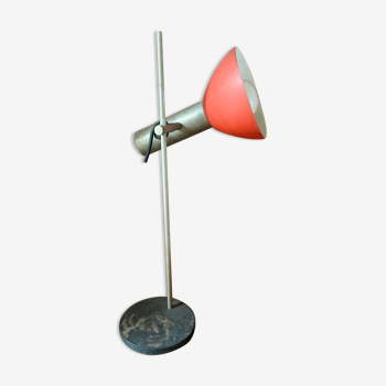PAT auxiliary lamp