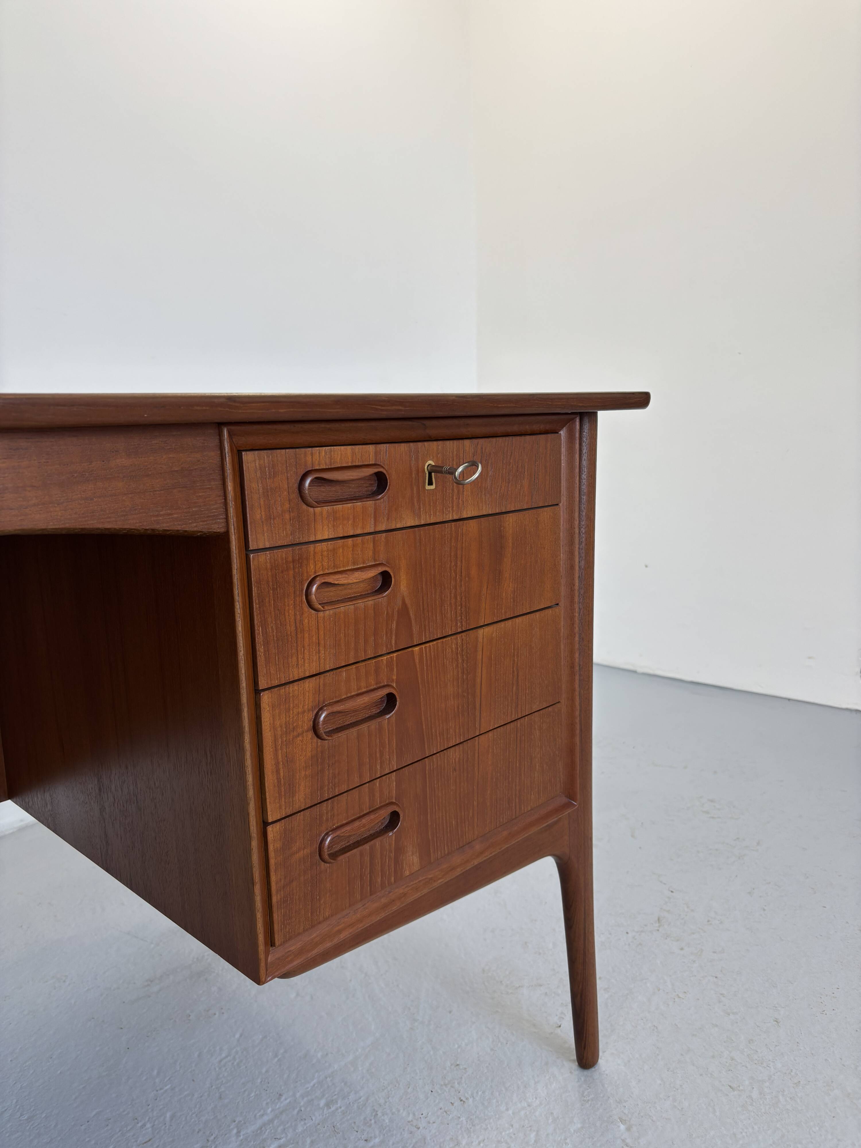 Svend Åge Madsen 1960s Danish Freestanding Desk