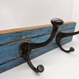 Solid teak coat hook with 2 double cast iron hooks