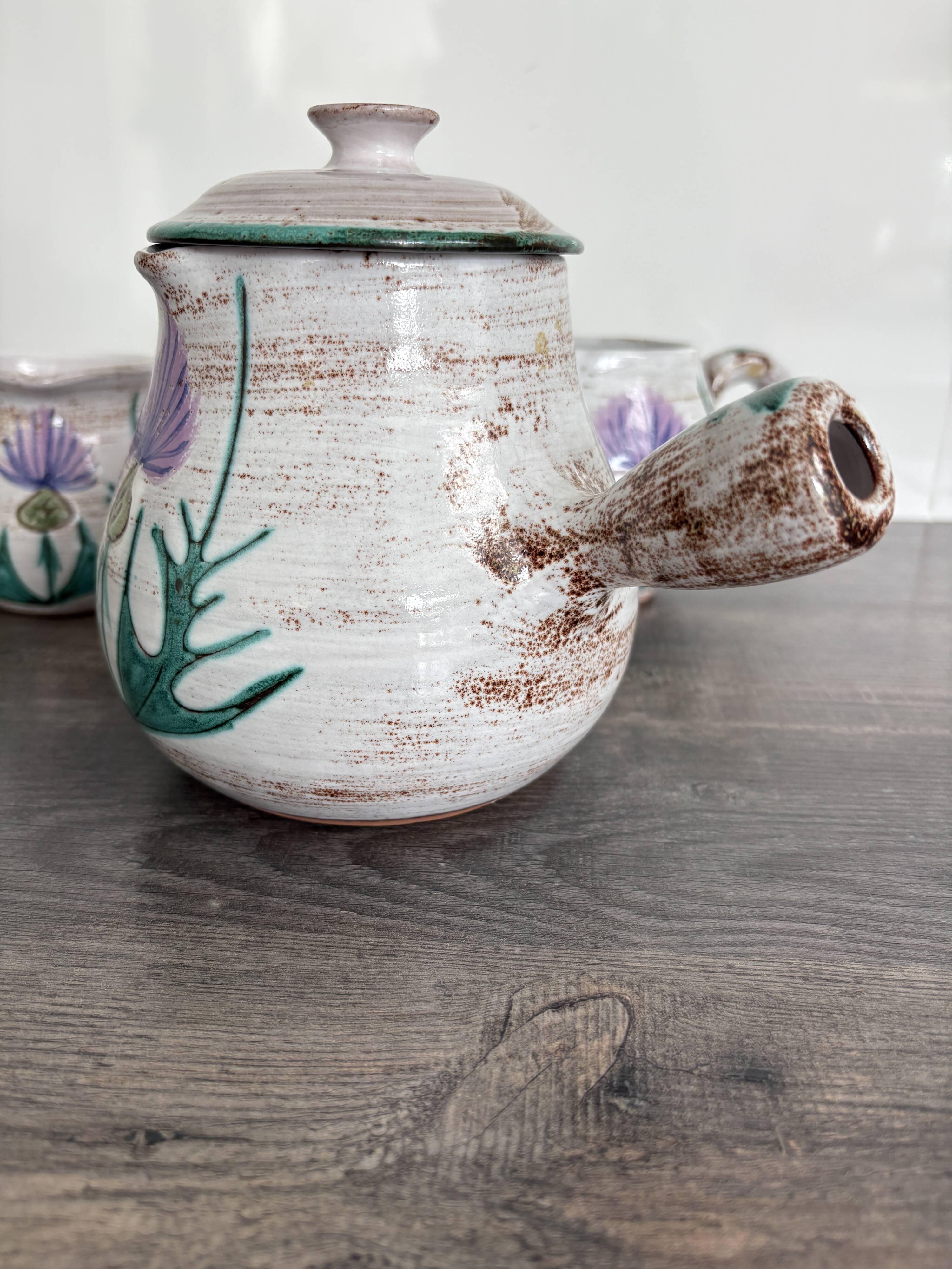 Three Vintage Thistle Pitchers – Daniel Étienne