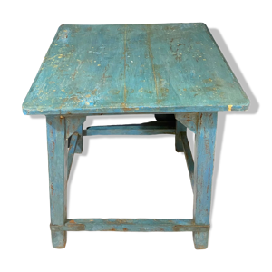 Table en bois bleu