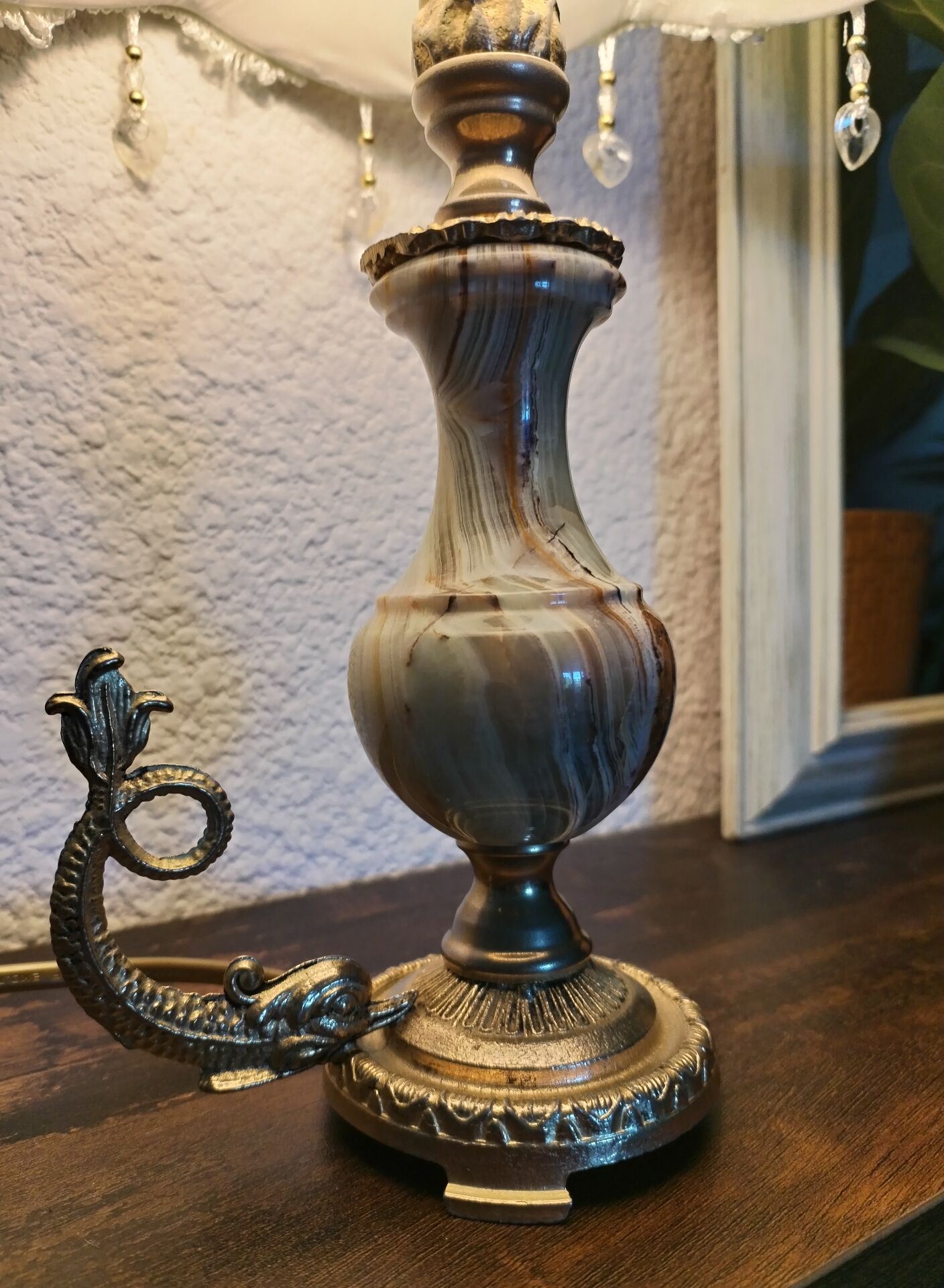 Lampe de table vintage en onyx et laiton, Italie