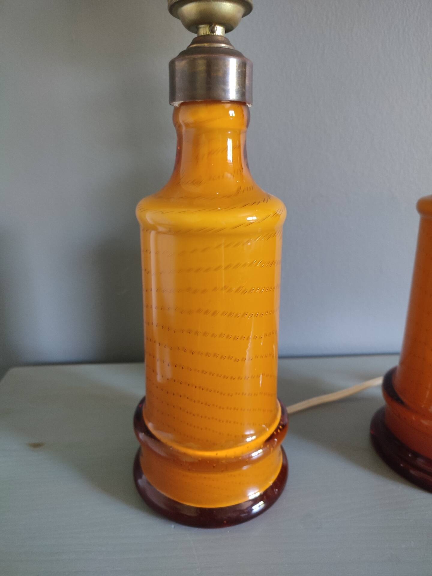 Paire de lampes de table en opaline - années 60/70