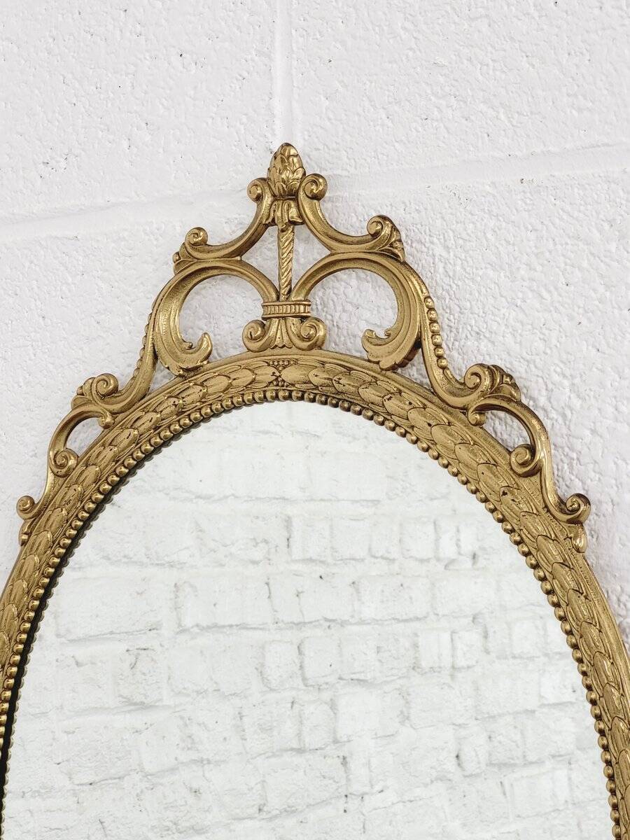 Miroir Médaillon Ovale en Laiton, Italie, 1950s