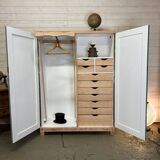 Wardrobe with two wardrobe compartments and drawers