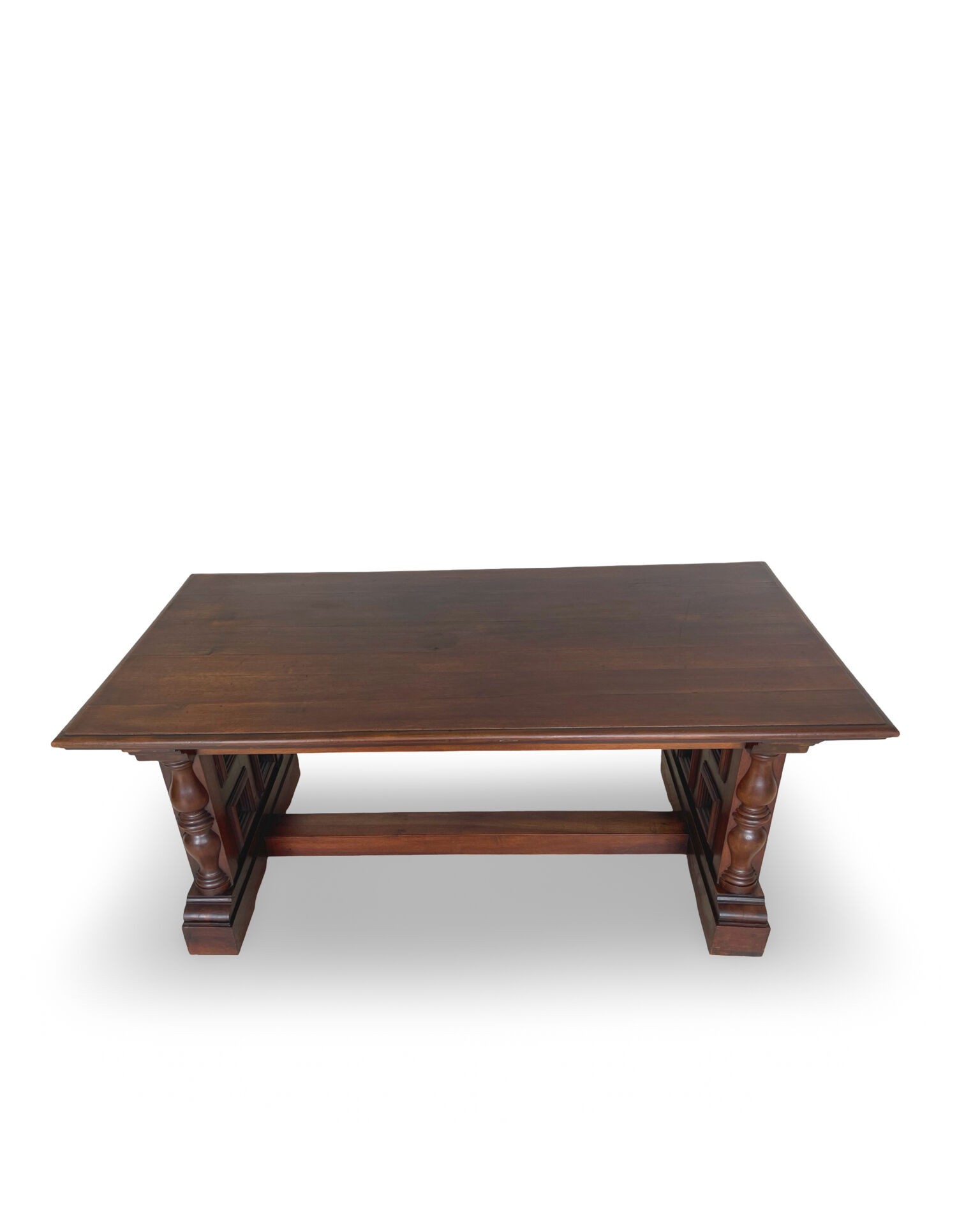 La table à manger extensible de haute qualité de style Renaissance italienne,
