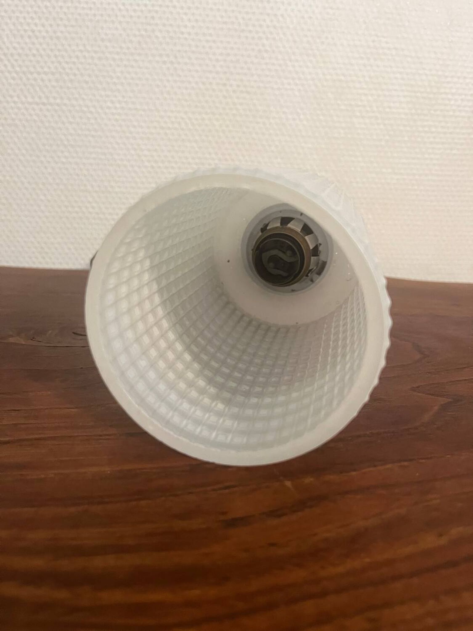Paire applique murale laiton bois verre opalin année 60