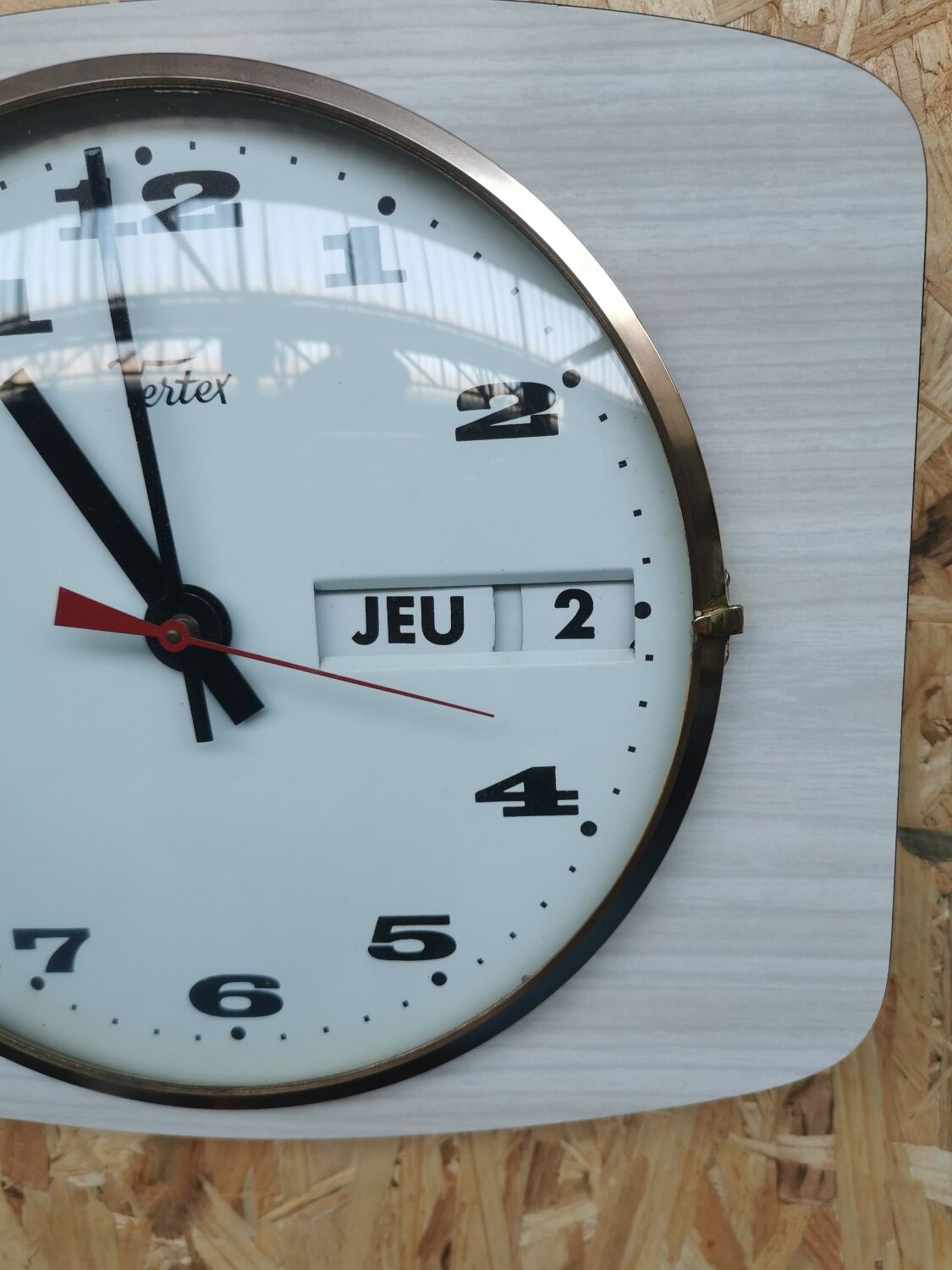 Vertex vintage formica clock