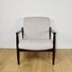 Fauteuil GFM-64, conçu par Edmund Homa dans les années 70, beige gris.