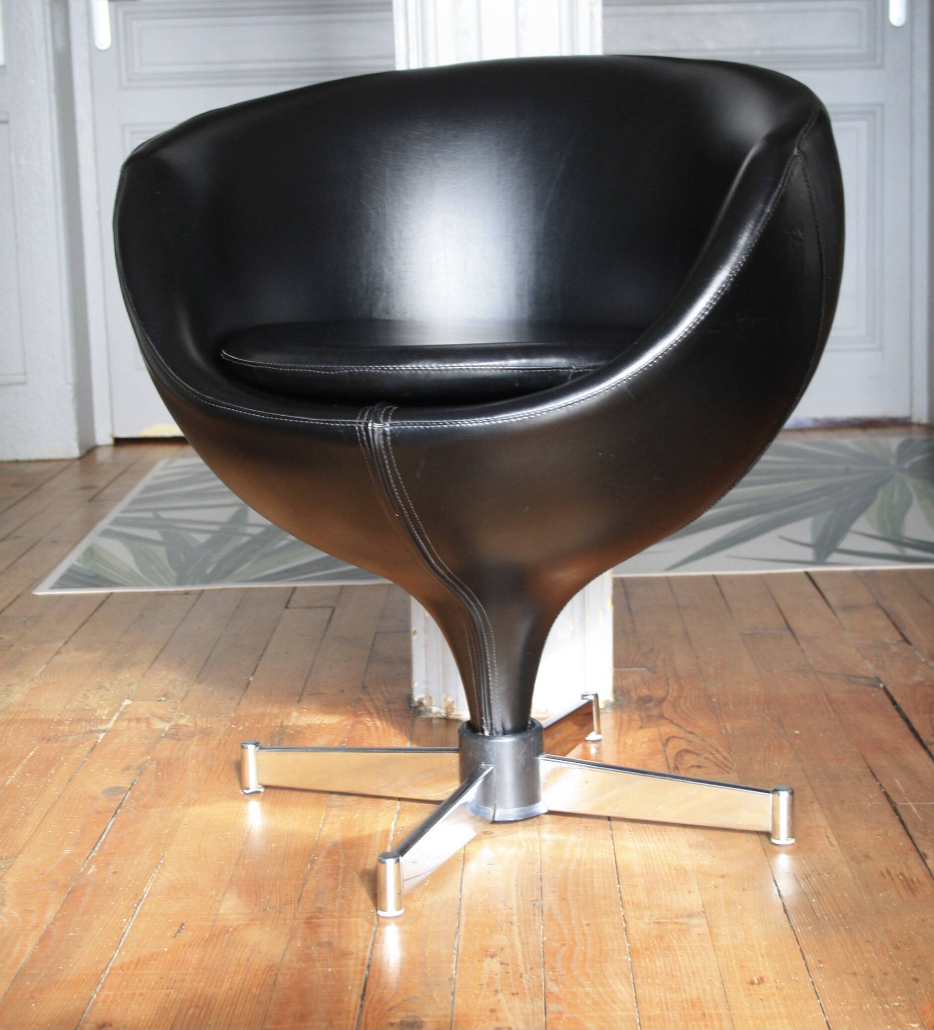 Luna armchair by Pierre Guariche for Meurop, swivel