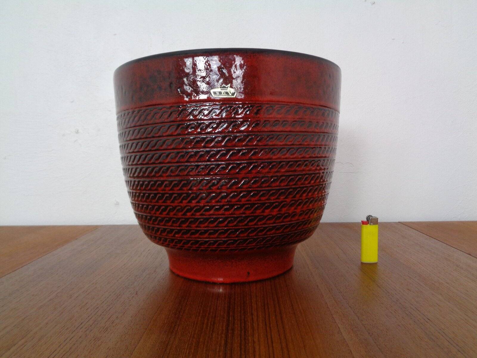 Large ceramic cachepot from Bay Keramik, Germany, 1970s.