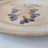 Flat plate in Marais sandstone France beige with blue, white and brown floral decoration