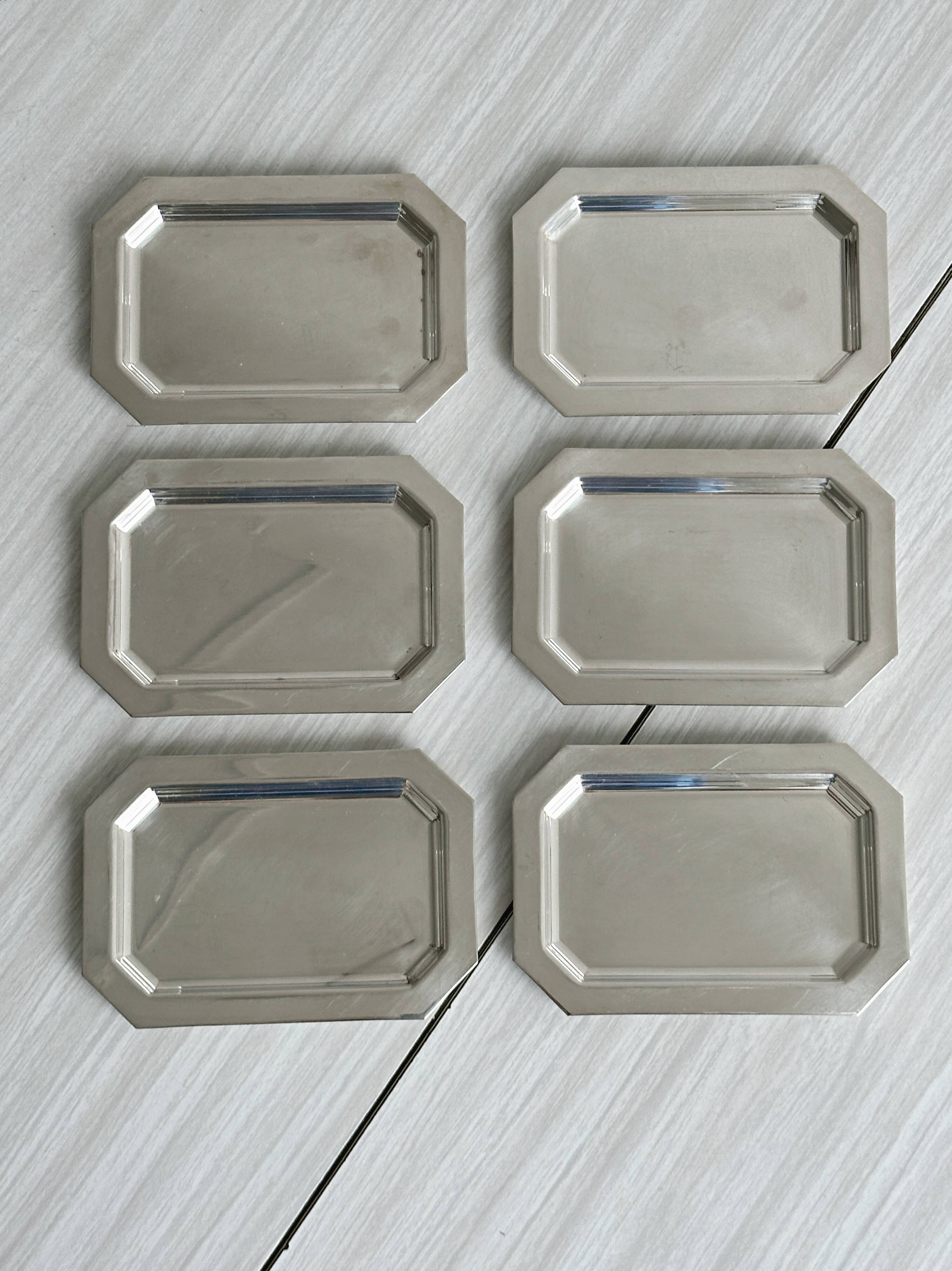 Set of 6 small silver-plated trays