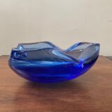 Empty vintage pocket in glass paste