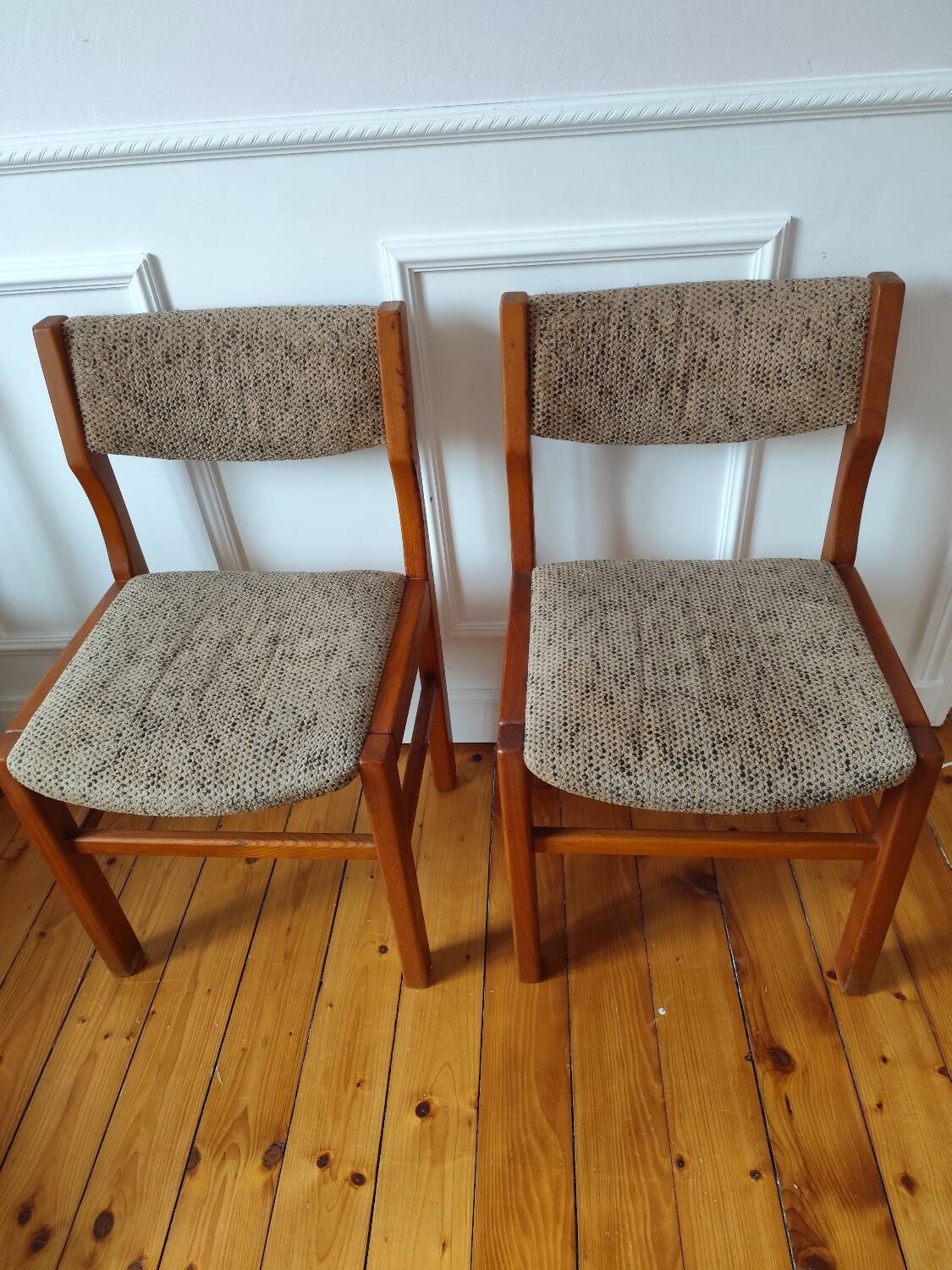Paire de chaise vintage en bois label NF