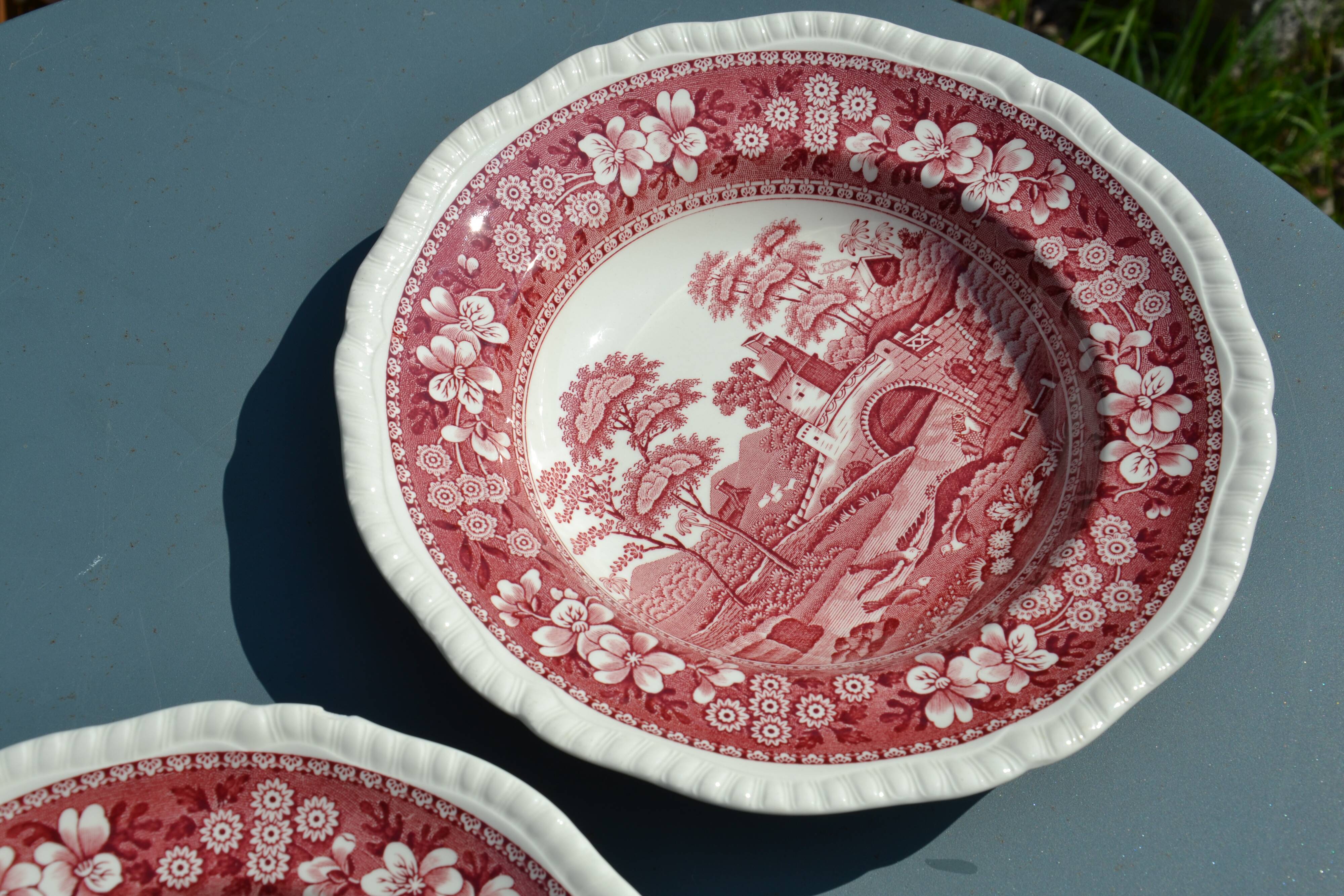 2 Spode England plates model "Pink Tower"