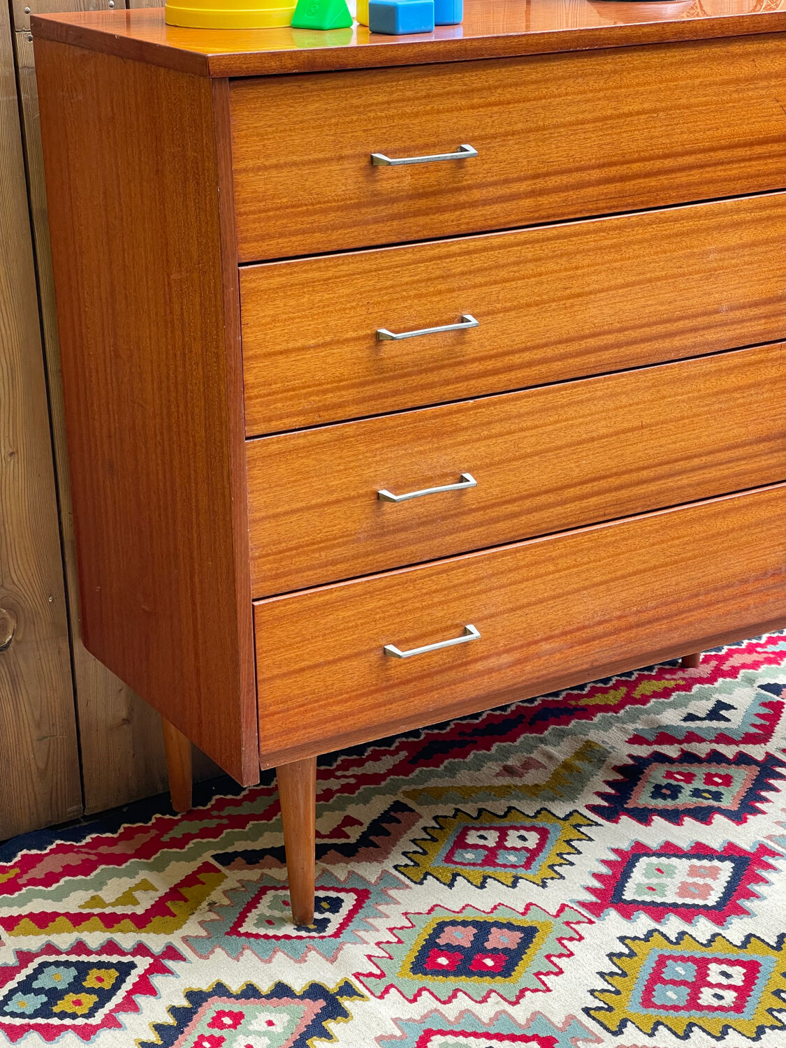 Vintage chest of drawers