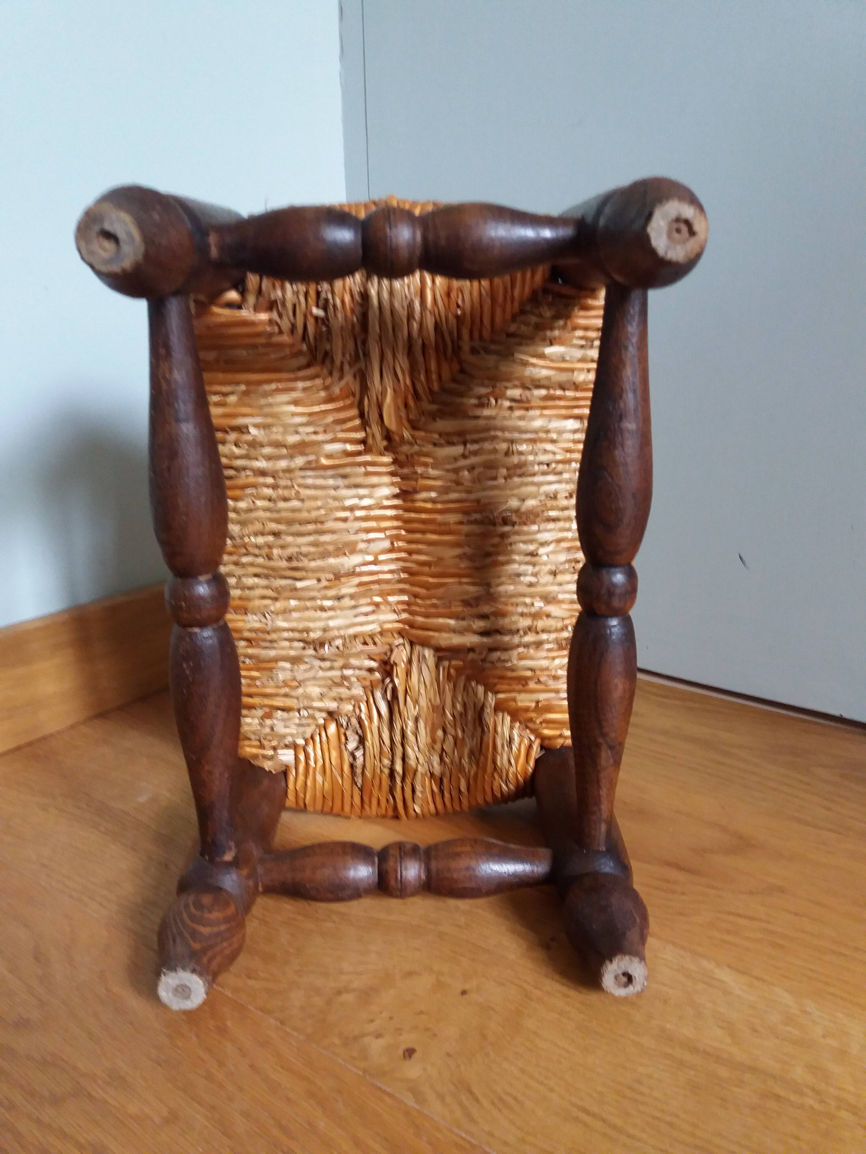 Footrest low stool wood and straw