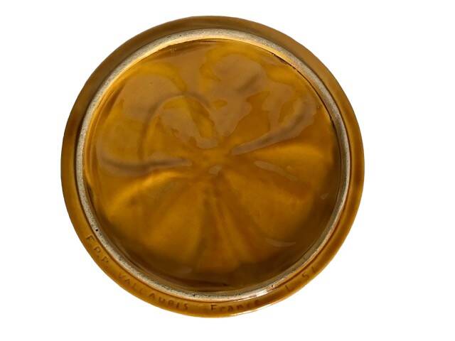 Vallauris, 20th century clover decoration trivet