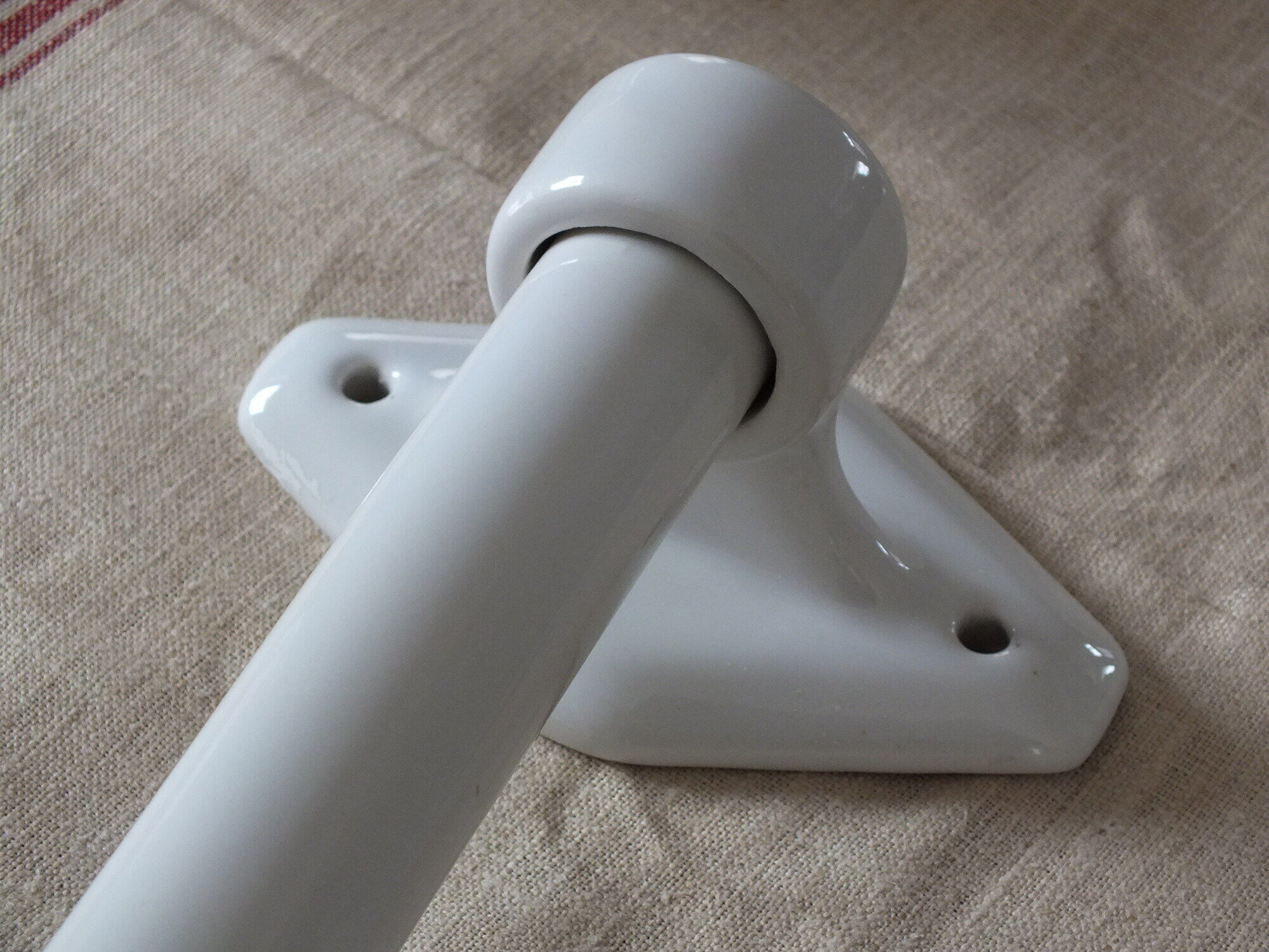Large Art Deco towel bar in white porcelain