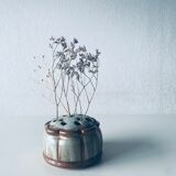 Vase pique fleurs en grès
