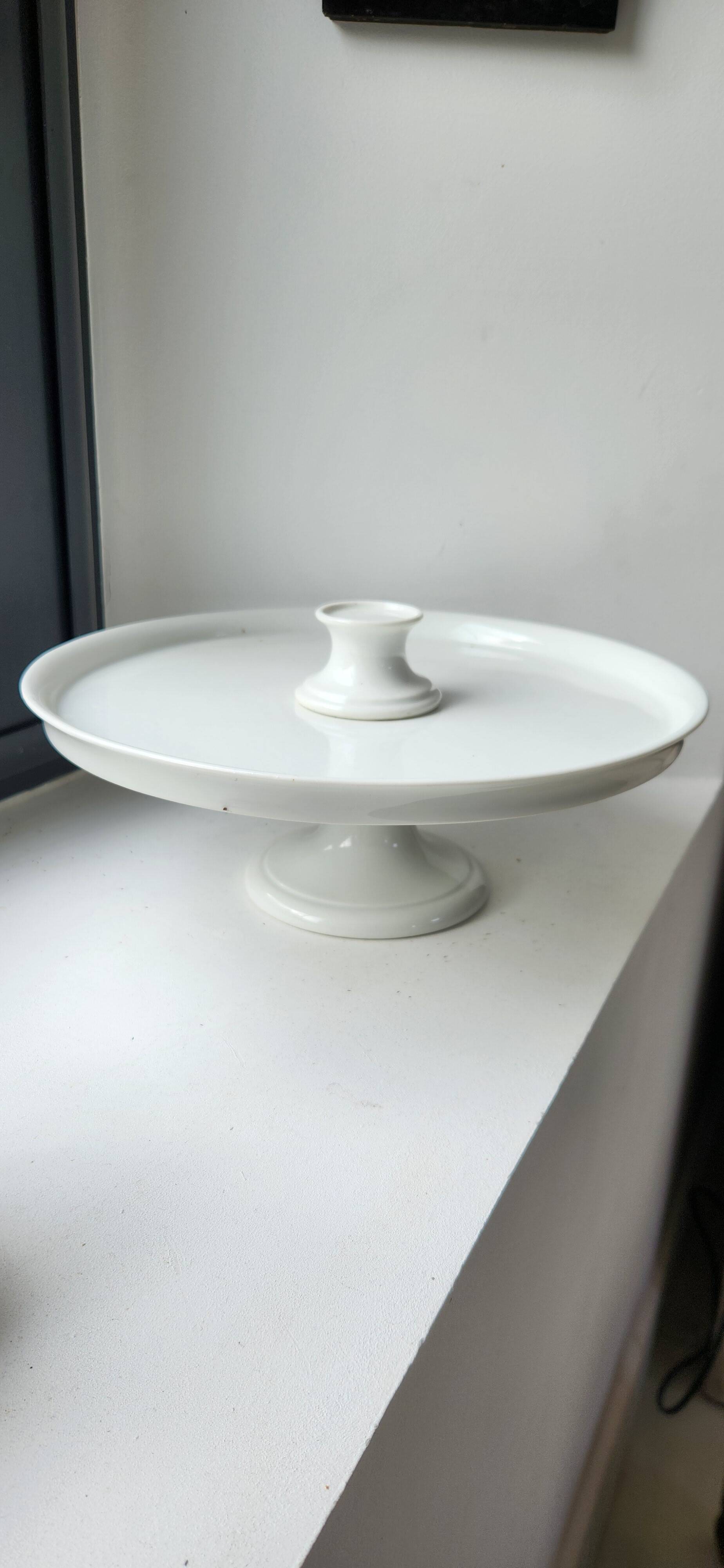 Ancien présentoir de pots à crème
