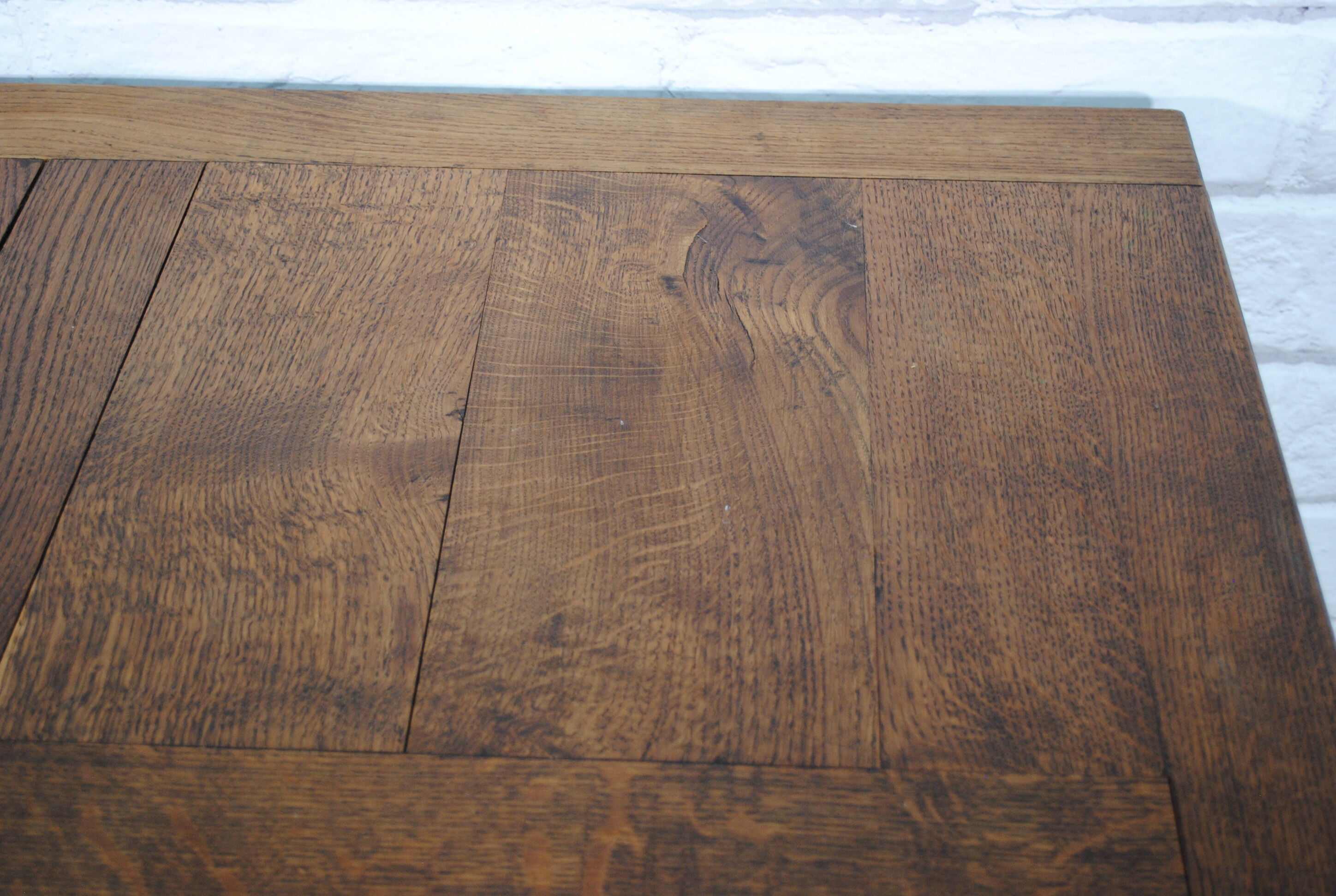 Expandable table 1950