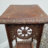 Breton saddle in solid wood with spindle decoration