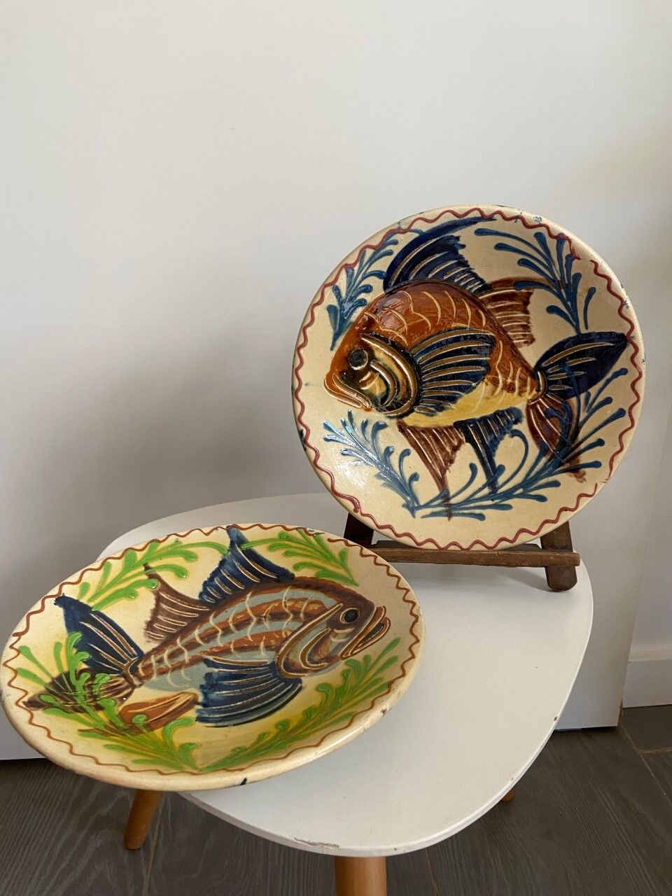 Set of two plates decoration Fish signed Vallauris style