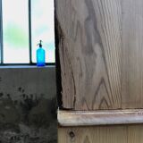 Buffet two bodies in raw pine