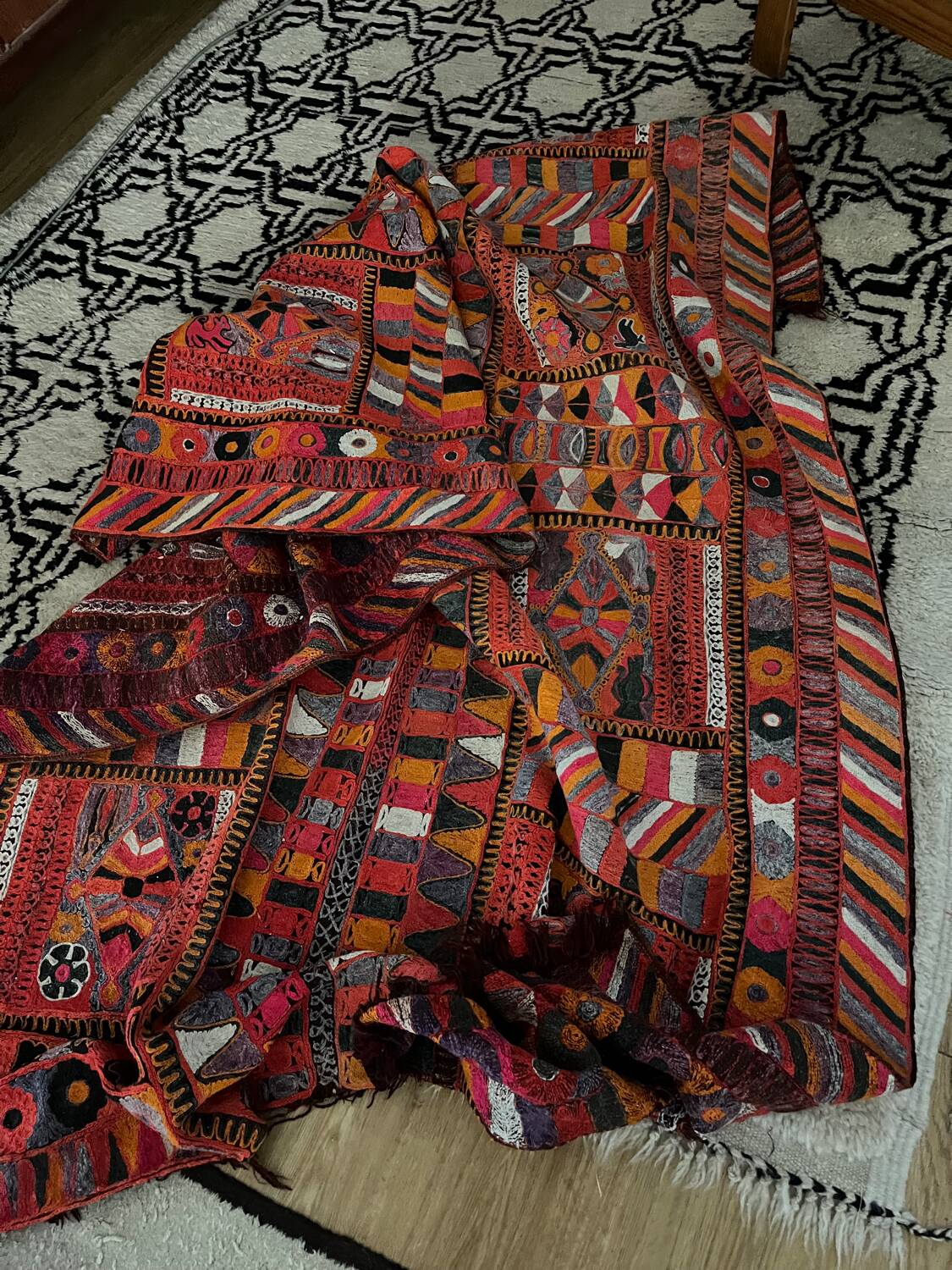 Hand woven flat woven Iraqi artisan rug.