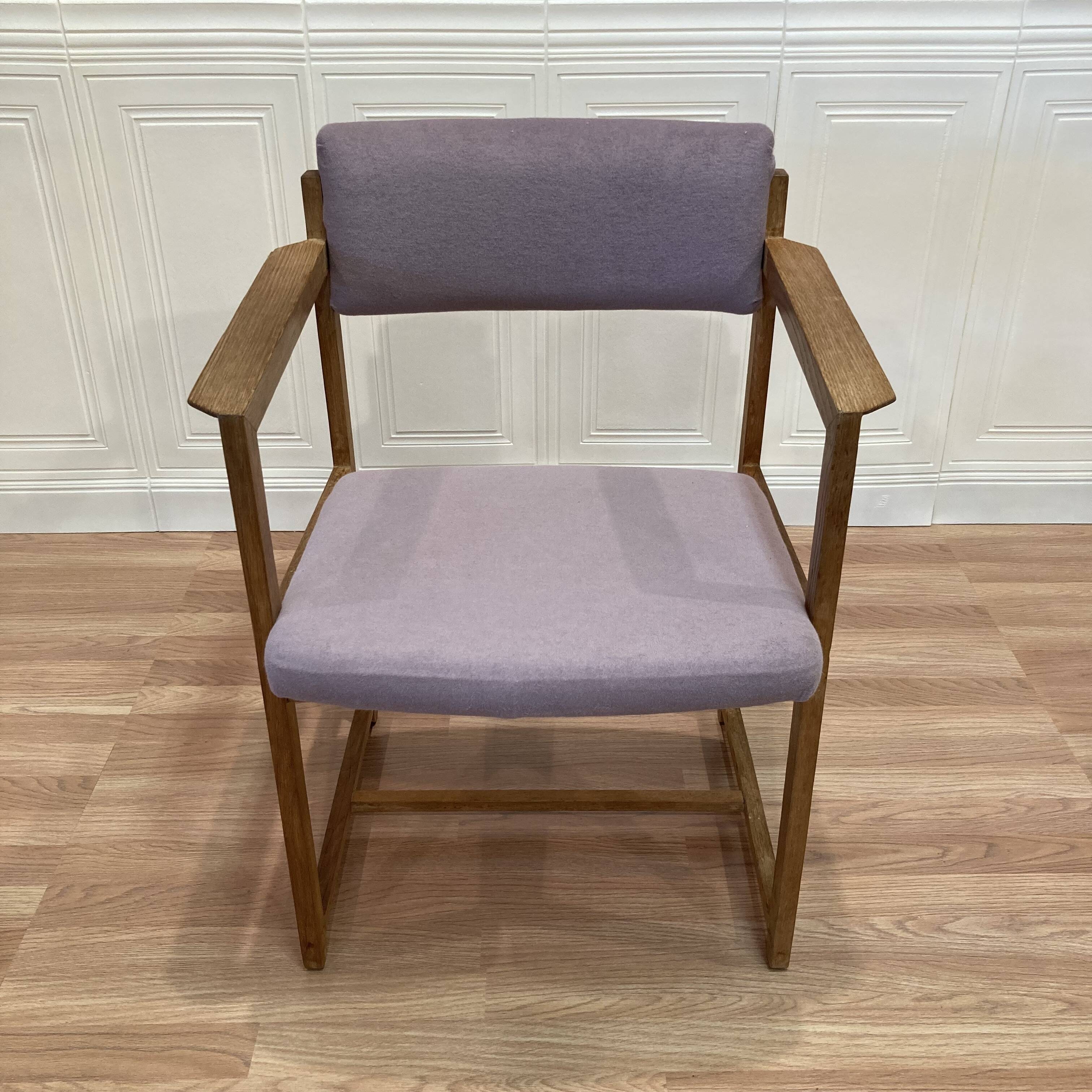 Fauteuil estampille "Design Scandinave" 1960.