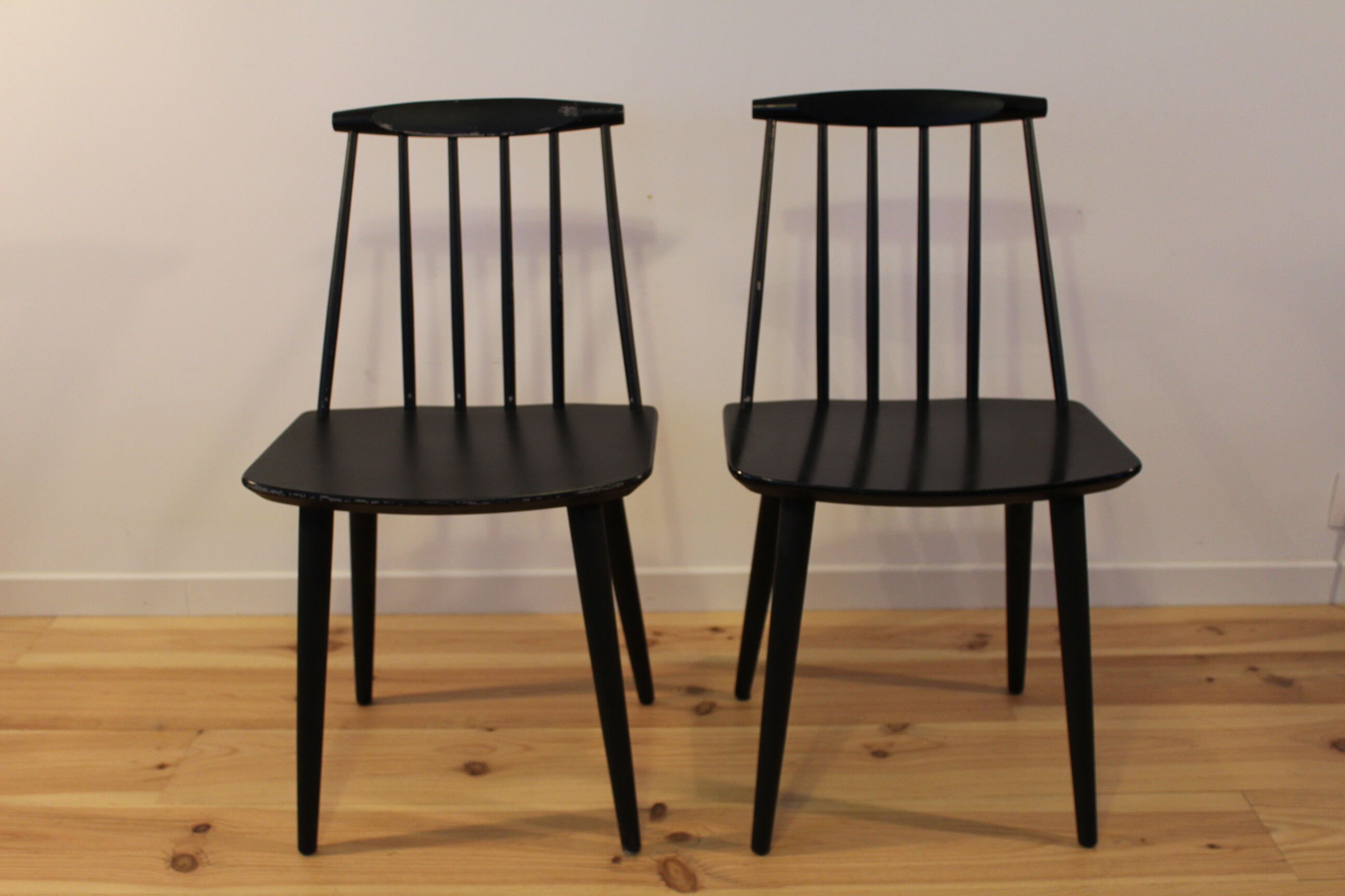 Vintage Scandinavian d77 of Folke Palsson chairs