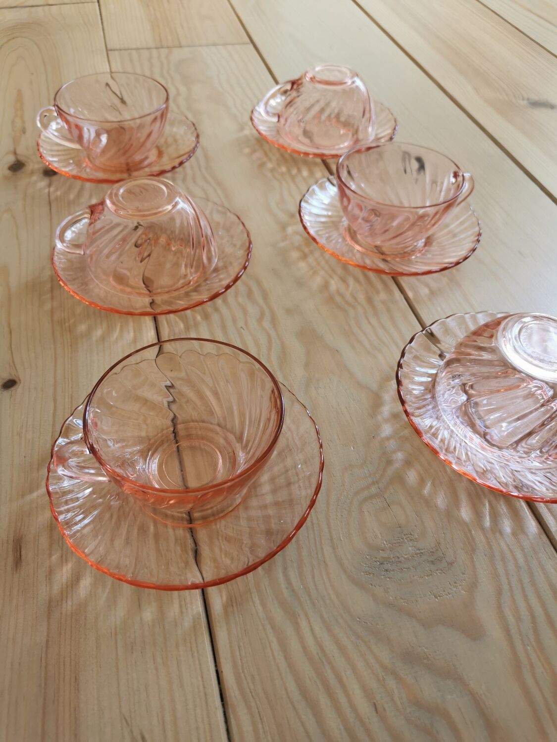 Vintage cups Arcoroc Rosaline