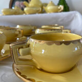 Service à café vintage. Tasses à café en faïence jaune vintage - Service à thé jaun