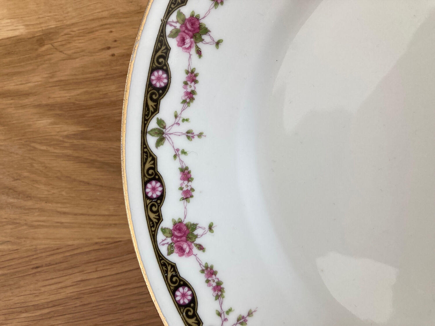 6 Limoges porcelain dessert plates