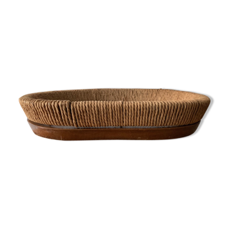 Plate wood and rope
