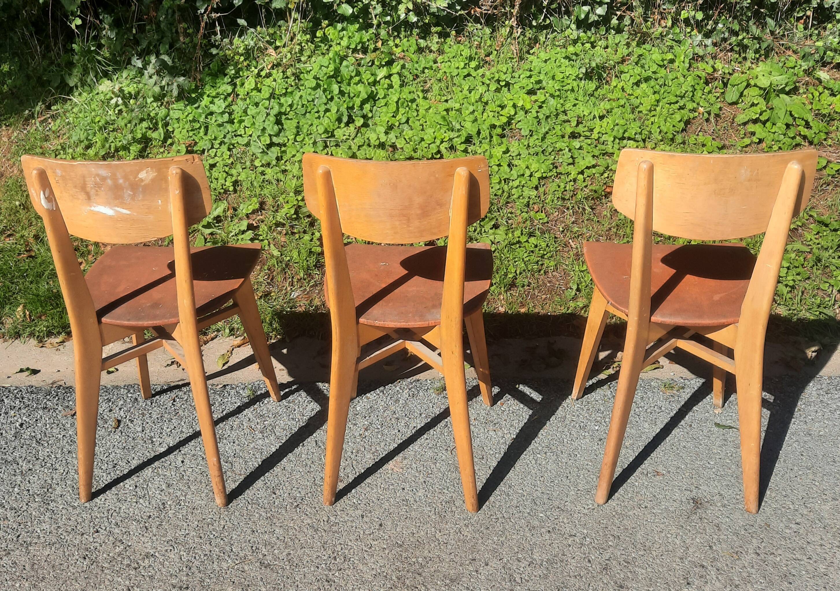 Serie de 3 chaises design g